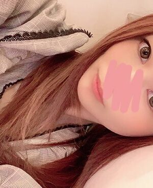 Emma: Nữ Sinh 19 Tuổi Khiêu Khích Với Cảnh Nóng Bỏng Mắt (FC2-PPV-1202105)