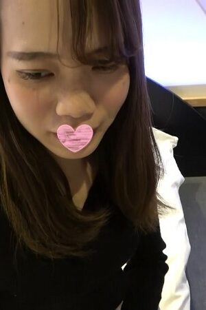 FC2-PPV-1363725: Mai-chan Khiêu Khích Trong Khách Sạn, Cảnh Nóng Bỏng Mắt!
