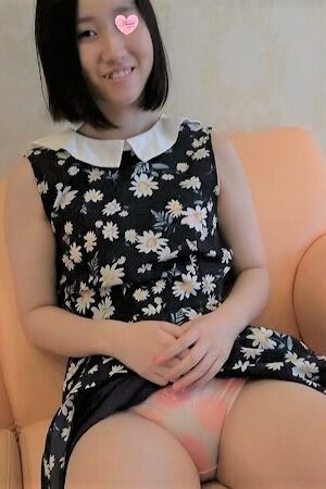 Rina-Chan Khiêu Khích Với Cảnh Quay Nóng Bỏng Cùng Máy Massage Điện (FC2-PPV-1446768)