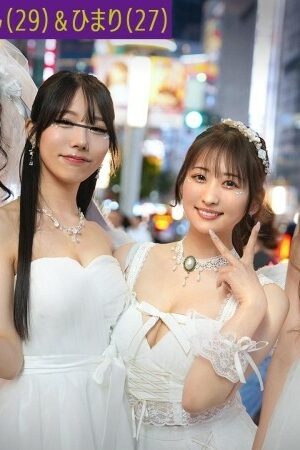 Bất Ngờ Đêm Halloween: Jun, Himari, Erika và Nanase Trong Trang Phục Cưới Gợi Cảm (STCV-543)
