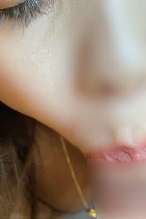 Nóng Bỏng Cùng OL 25 Tuổi Trong FC2-PPV-4579701: Cực Đã Với BJ, Licking & Handjob!