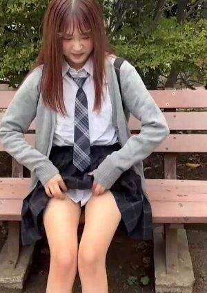 Nàng Hot Girl 18 Tuổi Gây Sốt Với Cảnh Quay Bỏng Mắt, FC2-PPV-4679410