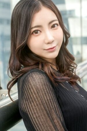 Yuki SIRO-5463 Khiêu Khích: Gương Mặt 32 Tuổi Đầy Quyến Rũ và Những Cảnh Nóng Bỏng