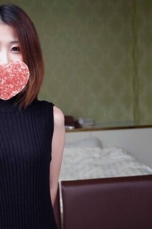 Nóng Bỏng Cùng Gái Xinh FC2-PPV-4779559: Màn Trình Diễn Bỏng Mắt, Không Che