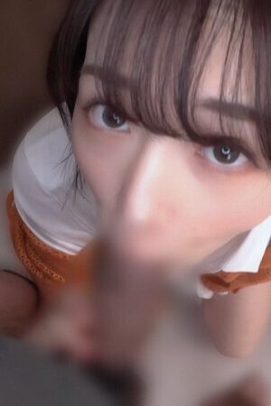 FC2-PPV-4777036: Nàng Hot Girl 19 Tuổi Khiến Cánh Mày Râu Mê Mẩn