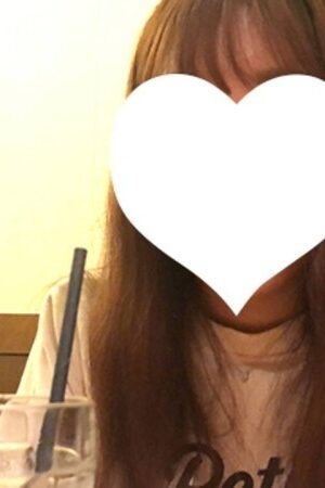 Manaka Khiến Bạn Bỏng Mắt Với Màn Facial Nóng Bỏng (FC2-PPV-4777803)