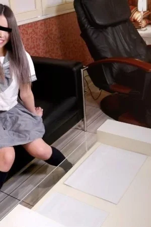 Saya Kamiya lần đầu bùng cháy cùng cosplay nóng bỏng trong CARIBBEANCOMPR-081718_003