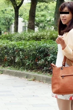 Eri Mikimoto lần đầu quay phim: Vợ nghiệp dư nóng bỏng cùng PACOPACOMAMA-082318_323